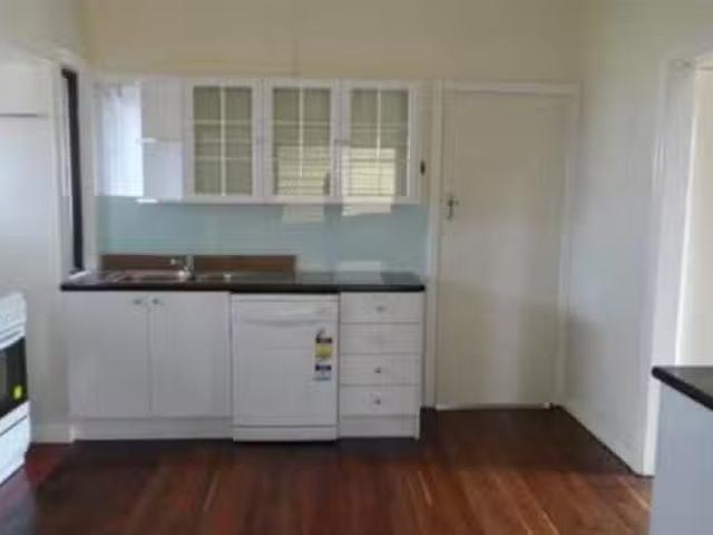 Just in! 342 Alderley Street, Kearneys Spring, QLD 4350