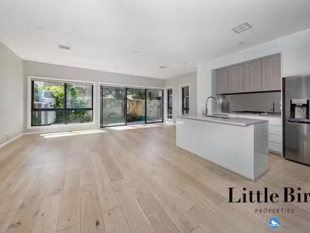 Nice 34/67 Negus Crescent, Watson, ACT 2602