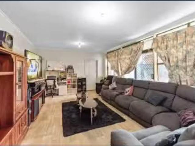 For Rent! 34 Marleycombe Road, Elizabeth Vale, SA 5112