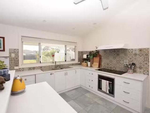 For Rent! 34 Ocean View Drive, Nepean Bay, SA 5223