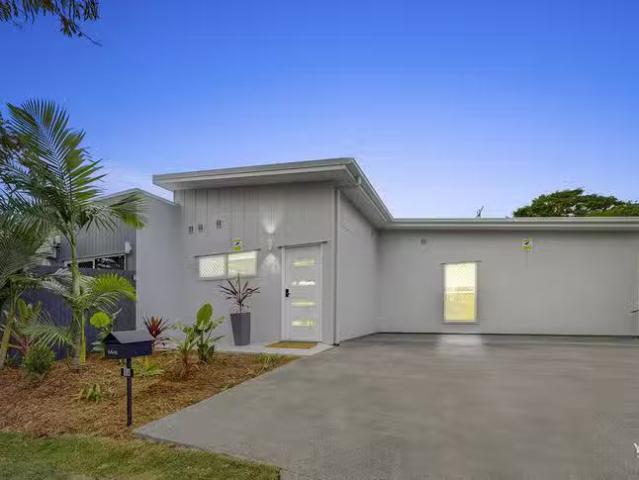 Cheap 34 Emily Street, Deagon, QLD 4017