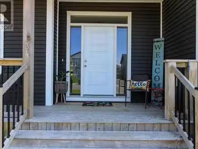 Just in! 34 Quantum Drive, Paradise, NL, A1L 0W3 house for l.