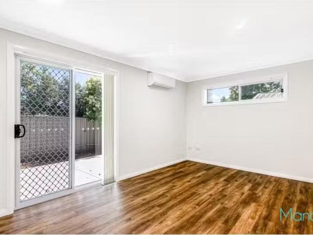 Cozy 34A Gregory Avenue, Baulkham Hills Apartment for rent Li.