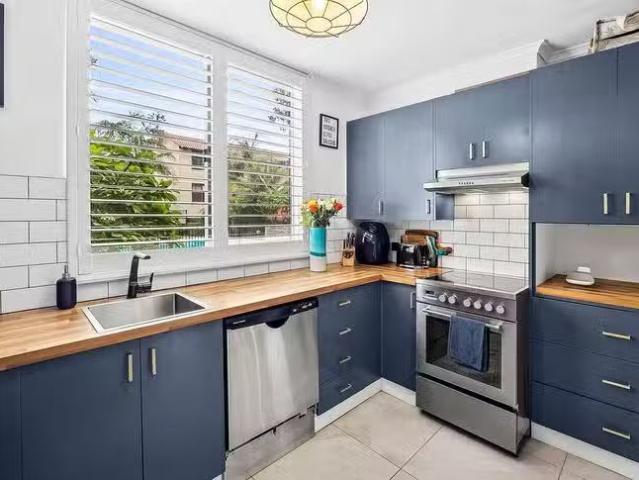 Charming 35/10 Goodwin Street, Narrabeen, NSW 2101