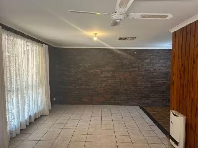 For Rent! 3/56 58 William Street, Gol Gol Apartment for rent.