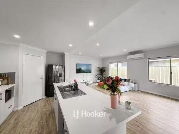 Charming 3/61 Dorset Street, West Busselton, WA 6280