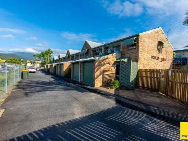 Cheap 3/69 Pease Street, Manoora, QLD 4870