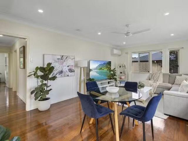 Just in! 36 Mccarthy Road, Salisbury, QLD 4107