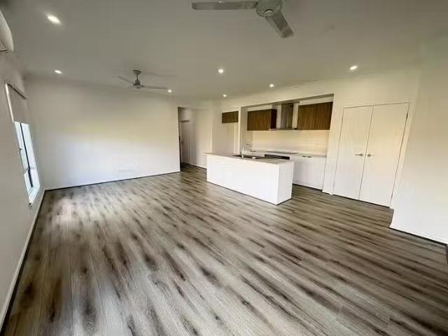 Unique 36 Jacana Street, Glenvale, QLD 4350
