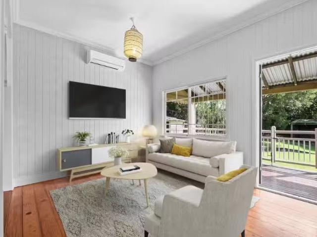 Just in! 36 Prospect Terrace, HIGHGATE HILL House for rent Li.