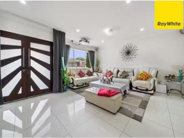 New 36 Scholtens Street, CASEY House for rent Listed by Matth.