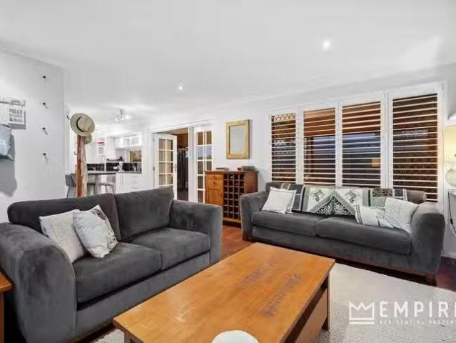 Nice 3/79 Holman Street, Alfred Cove, WA 6154