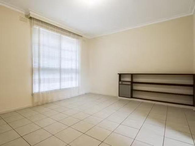 Rental! 3/79 Queens Parade, Fawkner, VIC 3060