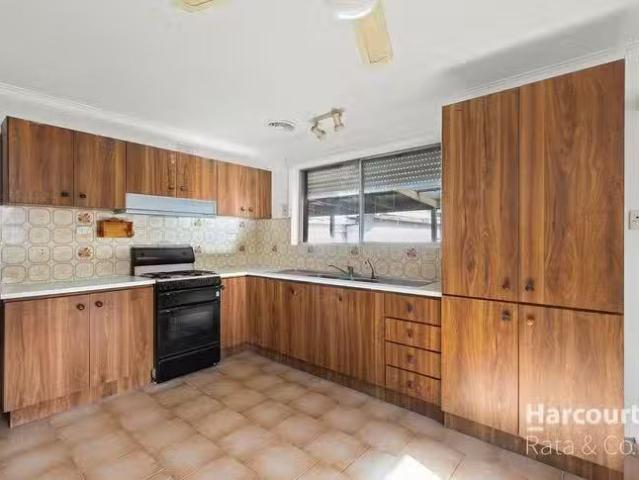 Rental! 37 Edmondson Street, Lalor, VIC 3075