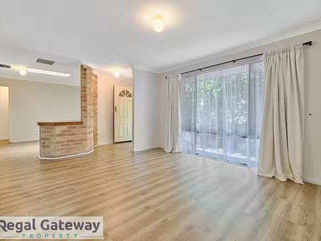 Cozy 37 Petterson Avenue, Kardinya, WA 6163