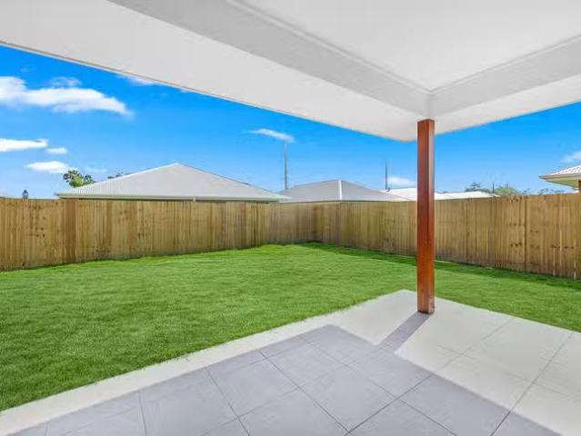 For Rent! 37 Quarterdeck Avenue, Pialba, QLD 4655