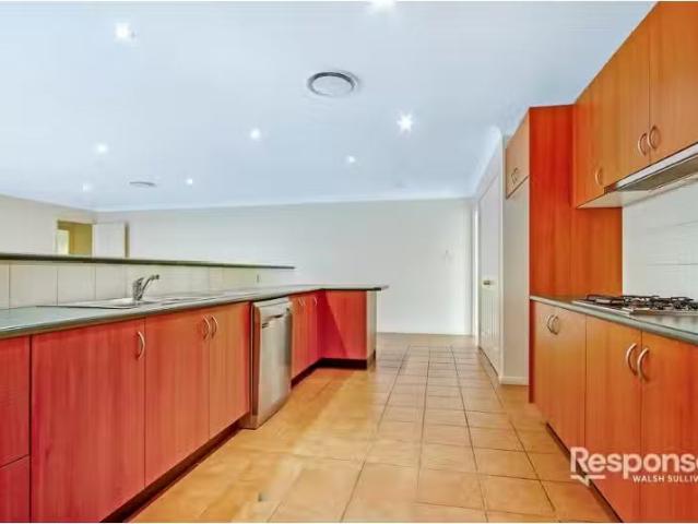 For Rent! 38 Applebox Avenue, Glenwood House for rent Listed.