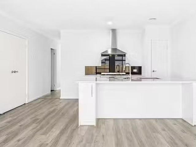 Unique 38 Skipton Street, Lara, VIC 3212