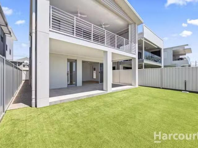 Cozy 38 Watson Street, PIALBA, QLD 4655 House for Rent