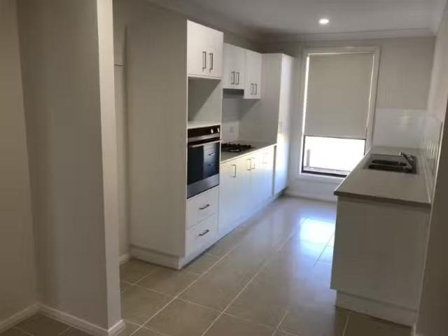Just in! 38A Ibis Street, TAMWORTH House for rent Listed by R.