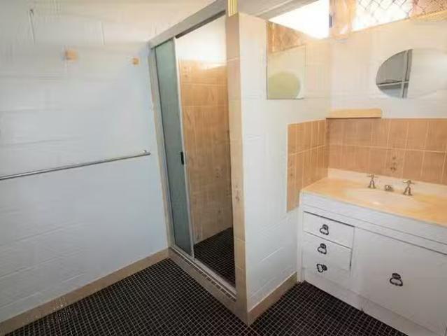 For Rent! 3/94 West Street, Menzies, QLD 4825