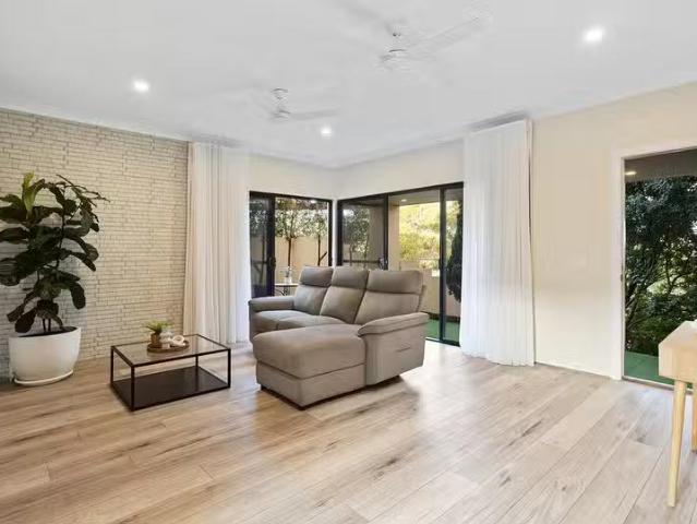 For Rent! 3/9 Magenta Drive, Varsity Lakes, QLD 4227