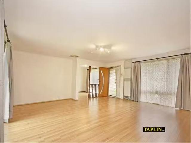 Just in! 39 Sarnia Farm Road, St Agnes, SA 5097