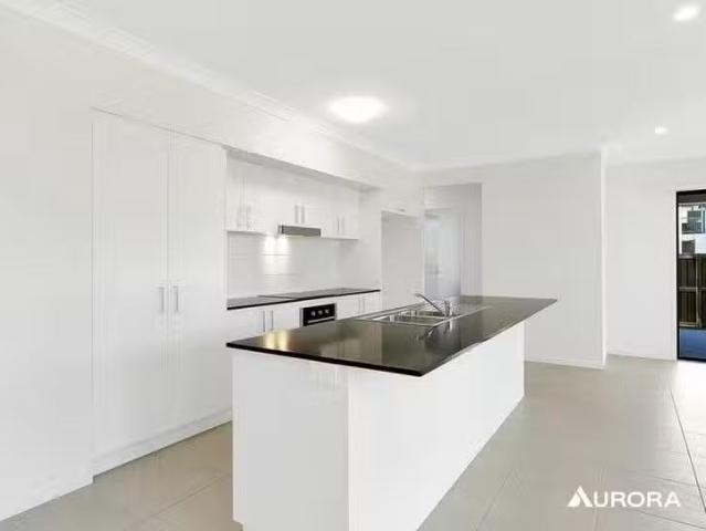 Nice 39 Yeo Street, Victoria Point, QLD 4165