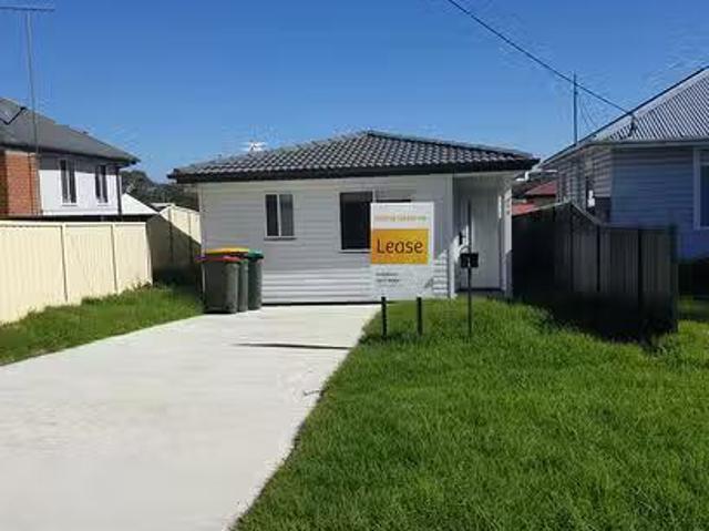 Deal! 39A Hill Street, Goulburn, NSW 2580