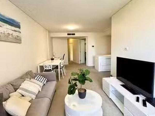Cheap 302/45 Shelley Street, Sydney, NSW 2000