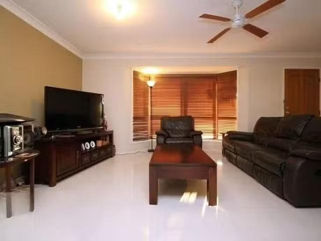 Deal! 30 Clifton Crescent, Durack, QLD 4077