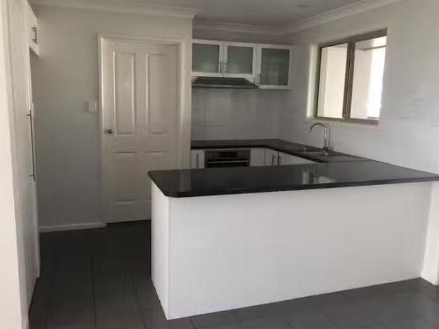 Unique 30 Crestwood Drive, Camira, QLD 4300