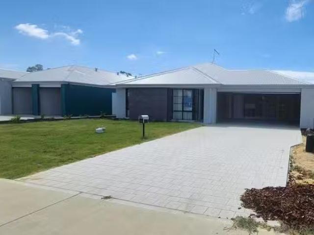 Nice 30 Westaway Road, Pinjarra, WA 6208