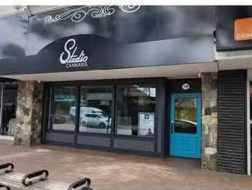 Cozy 3109 30 Avenue, Vernon, BC, V1T 2C4 commercial for leas.