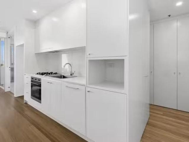 Deal! 310 Oxford Street, Bondi Junction NSW 2022