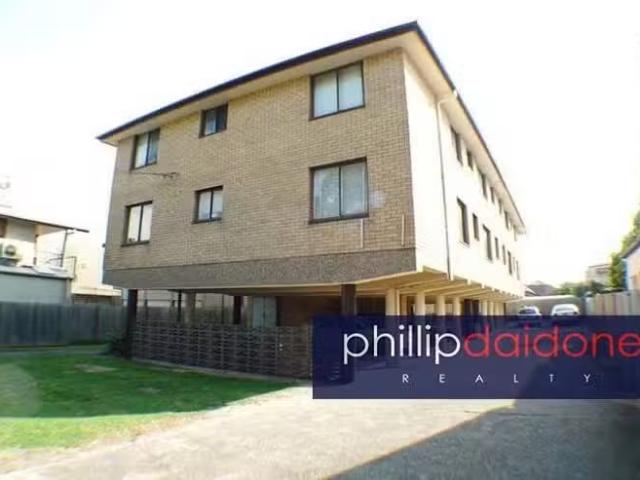 Cheap 3/12 14 Derbyshire Road, Leichhardt, NSW 2040