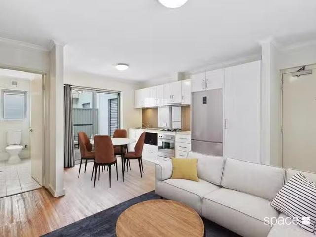Cozy 3/12 Bushlark Turn, Erskine, WA 6210
