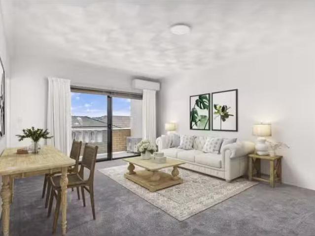 For Rent! 3/14 Ronald Avenue, Freshwater Apartment for rent L.