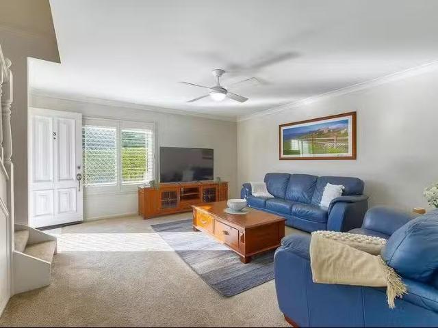 Charming 3/160 Birdwood Road, Carina Heights, QLD 4152