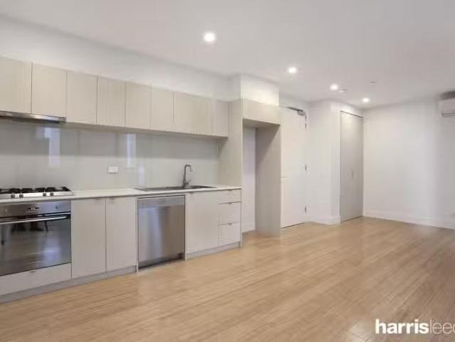 Charming 318/15 Moore Street, Moonee Ponds VIC 3039