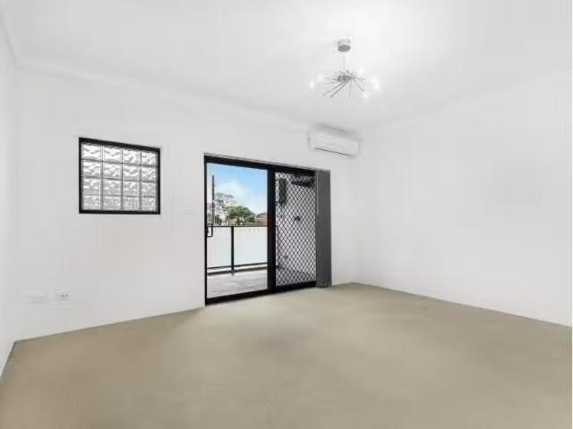 Cozy 3/185 First Avenue, Five Dock Apartment for rent Listed.