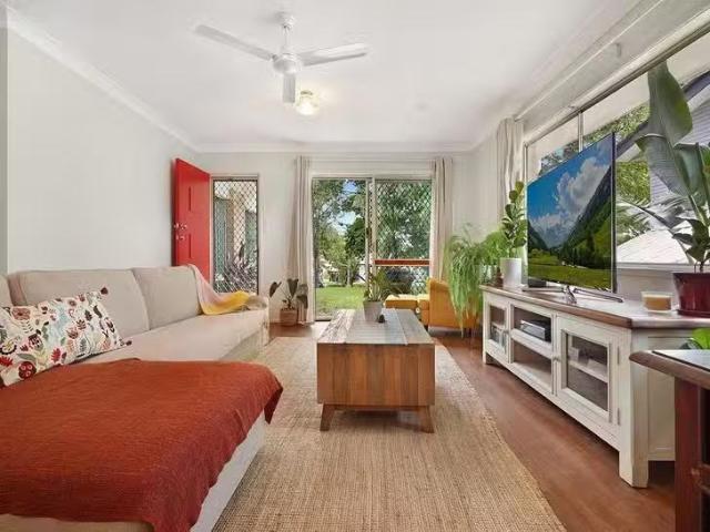 Nice 31 Cawdor Street, Arana Hills, QLD 4054