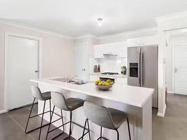 For Rent! 31 Clement Road, Edmondson Park, NSW 2174