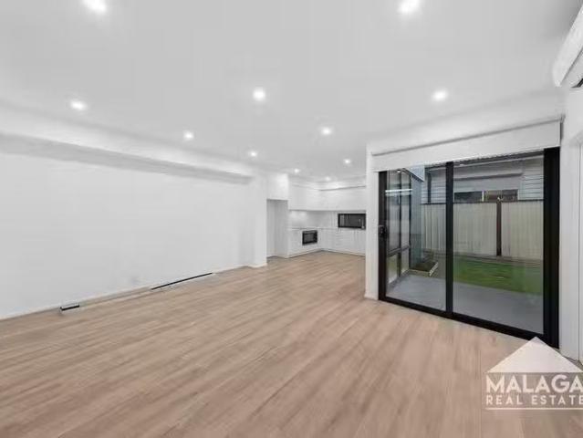 Unique 3/21 Pennell Avenue, St Albans, VIC 3021