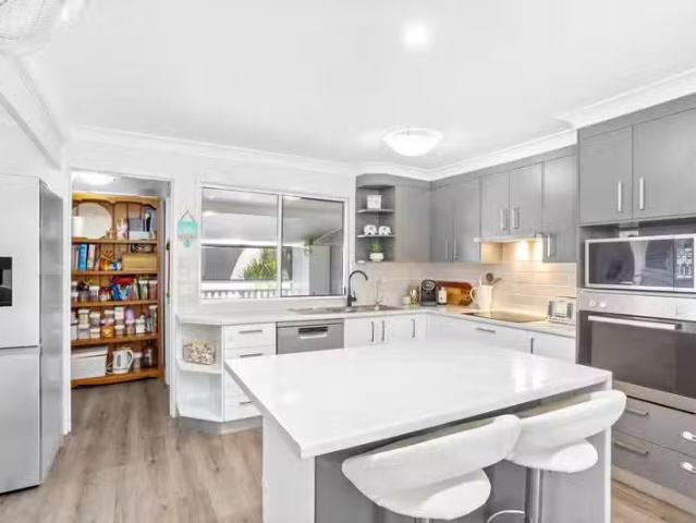 New 32 Wattle Street, YEPPOON, QLD 4703 House for Rent