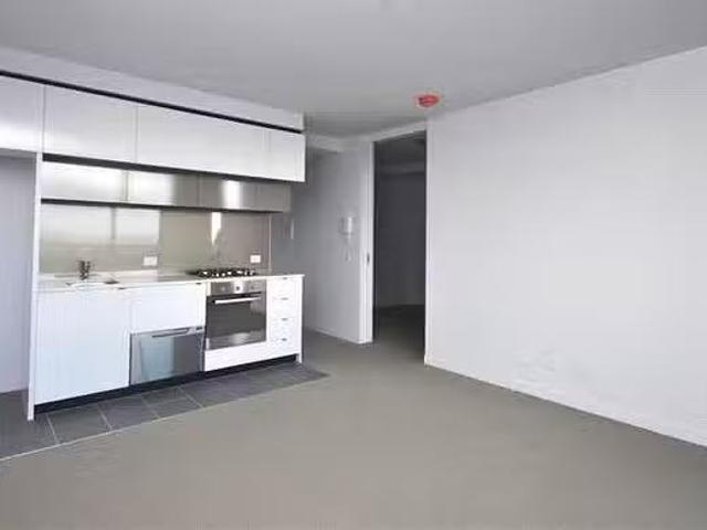 Charming 3302/80 Abeckett Street, Melbourne, VIC 3000