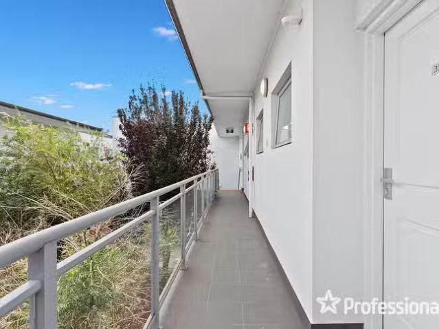 Rental! 33/114 Great Northern Highway, Midland, WA 6056