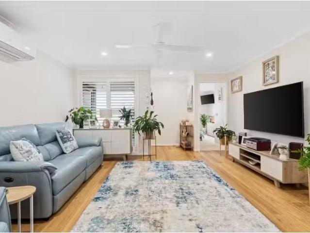 Charming 3/36 Russell Street, East Gosford Apartment for rent.