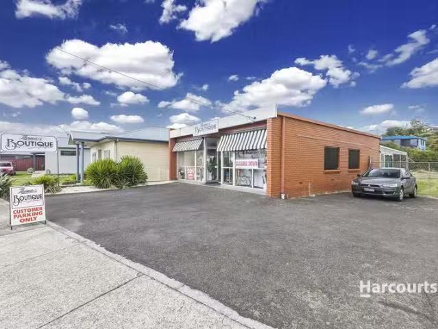 Just in! 33 Queen Street, WEST ULVERSTONE, TAS 7315 Retail f.