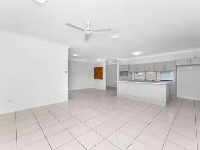 Cozy 33 Tingalpa Way, Bohle Plains, QLD 4817